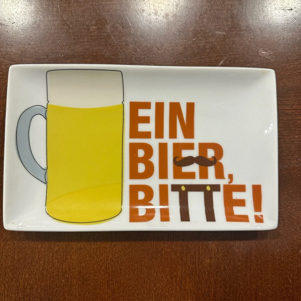 Crate&Barrel Beer Sampler Plates - Brown